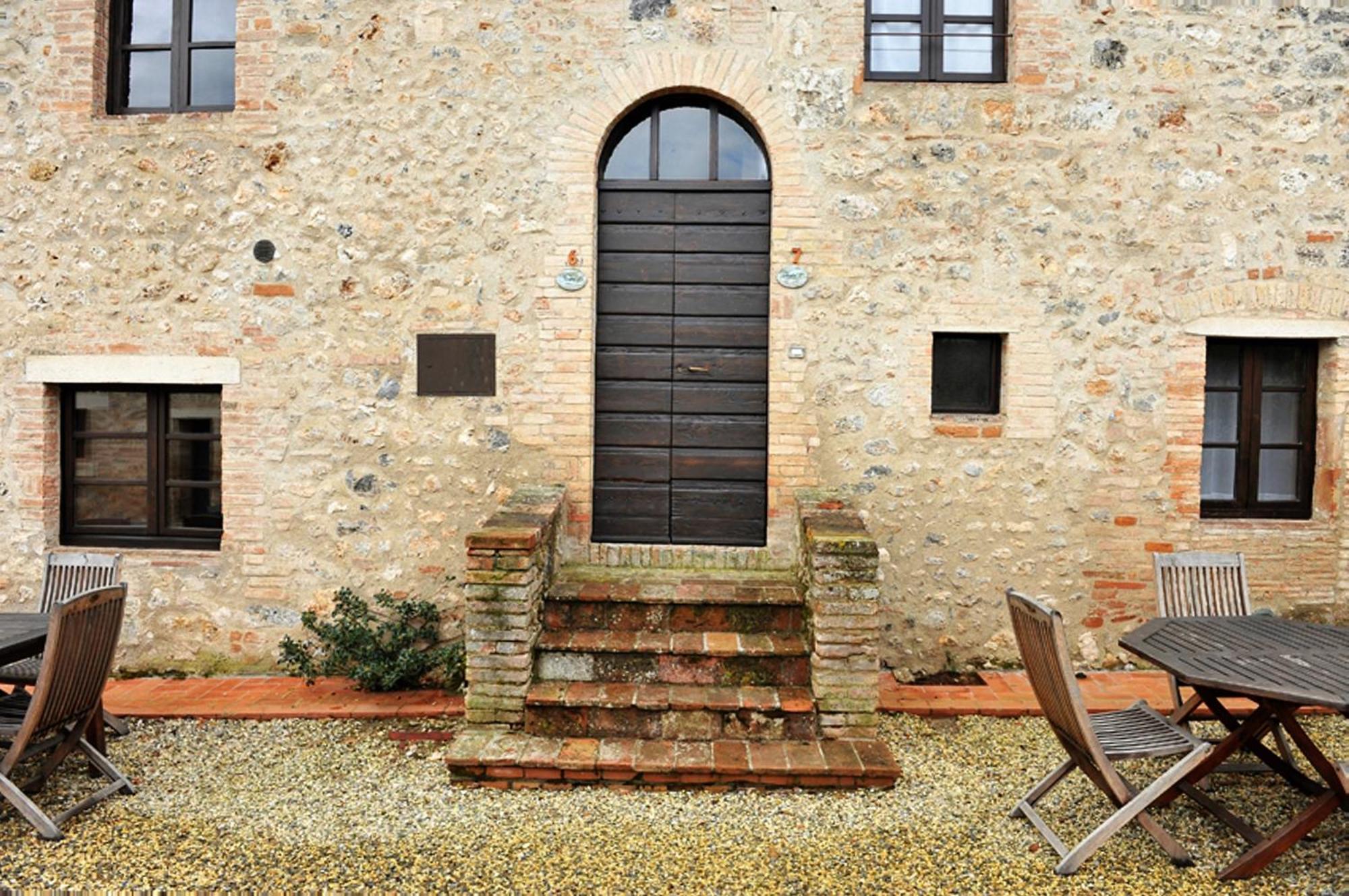 Fattoria Agriturismo Nerbona Casole dʼElsa Εξωτερικό φωτογραφία